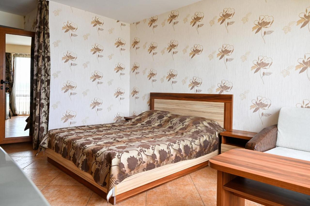 Complex Chayka Guest House Бяла Екстериор снимка