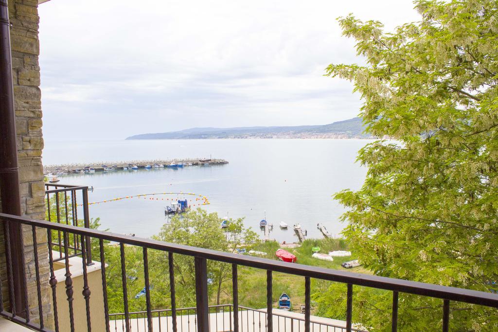 Complex Chayka Guest House Бяла Екстериор снимка